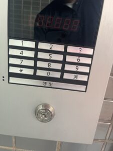 オートロック扉の修理メンテナンス